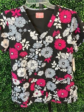 NWT Zavate Black Floral Print Women’s Scrub Top Size Small